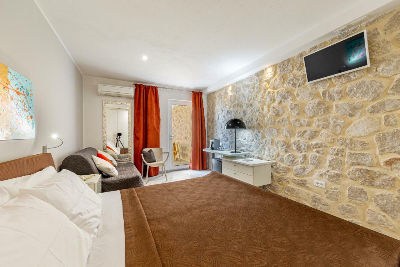 Hotel Residence Hibiscus La Caletta Luaran gambar