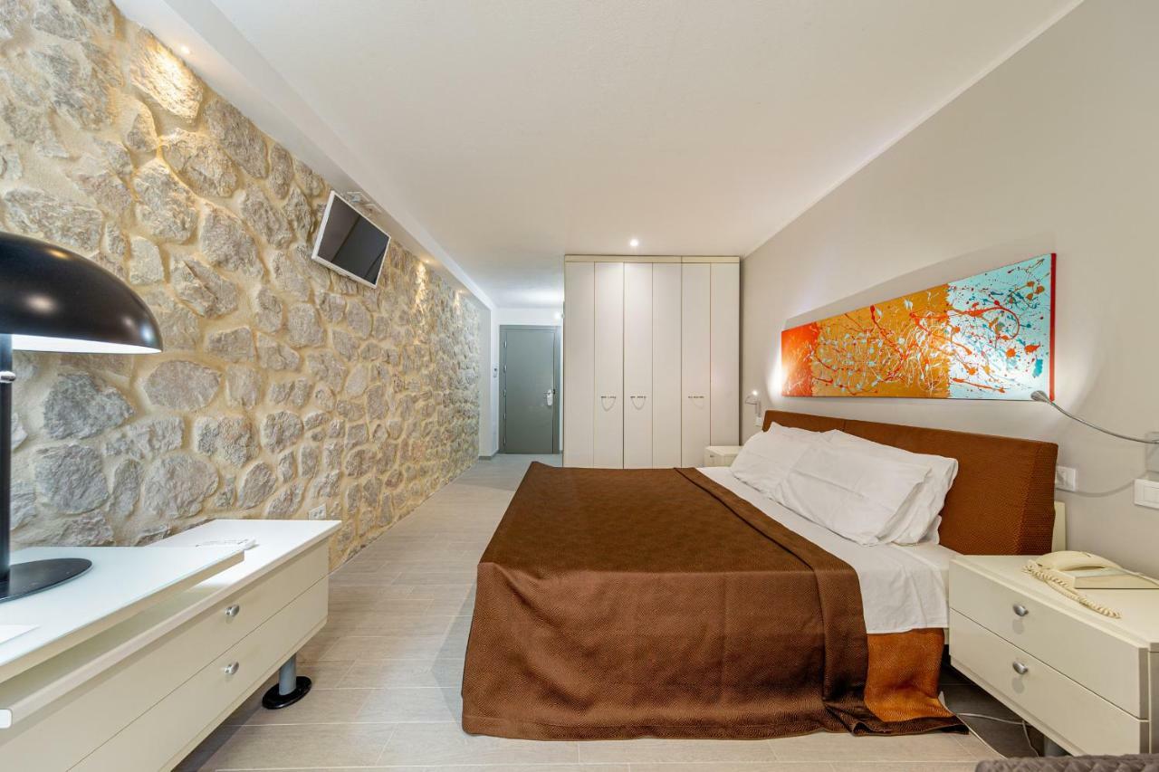Hotel Residence Hibiscus La Caletta Luaran gambar